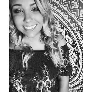 Meet your Posher, Katelynn